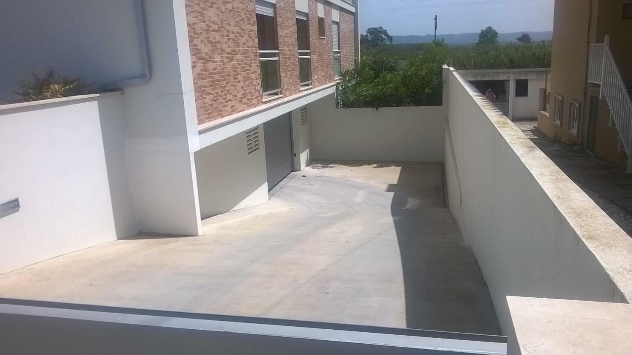 Carmona G Apartment Sao Martinho do Porto Luaran gambar