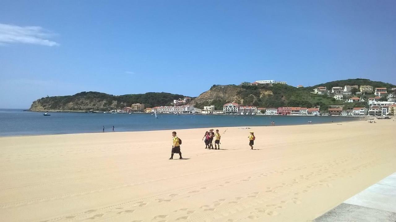Carmona G Apartment Sao Martinho do Porto Luaran gambar